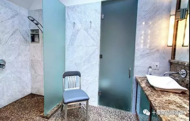 1526024916140287.png blob.png