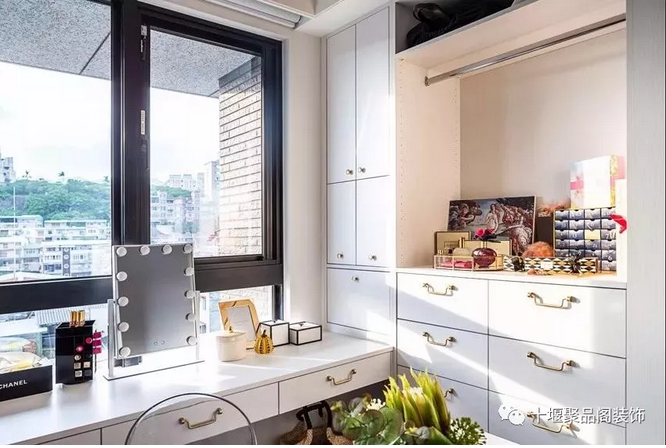 1522996396826081.png blob.png