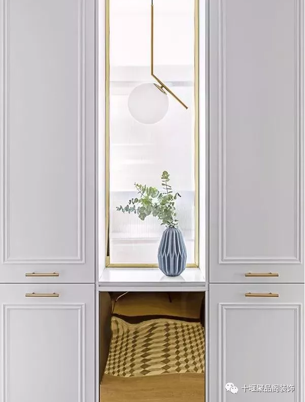 1522996445286118.png blob.png