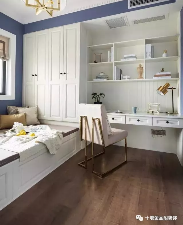 1524295401116185.png blob.png