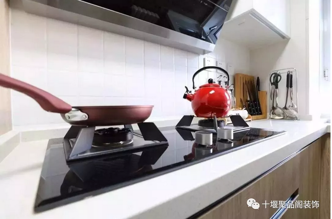 1525503957109864.png blob.png