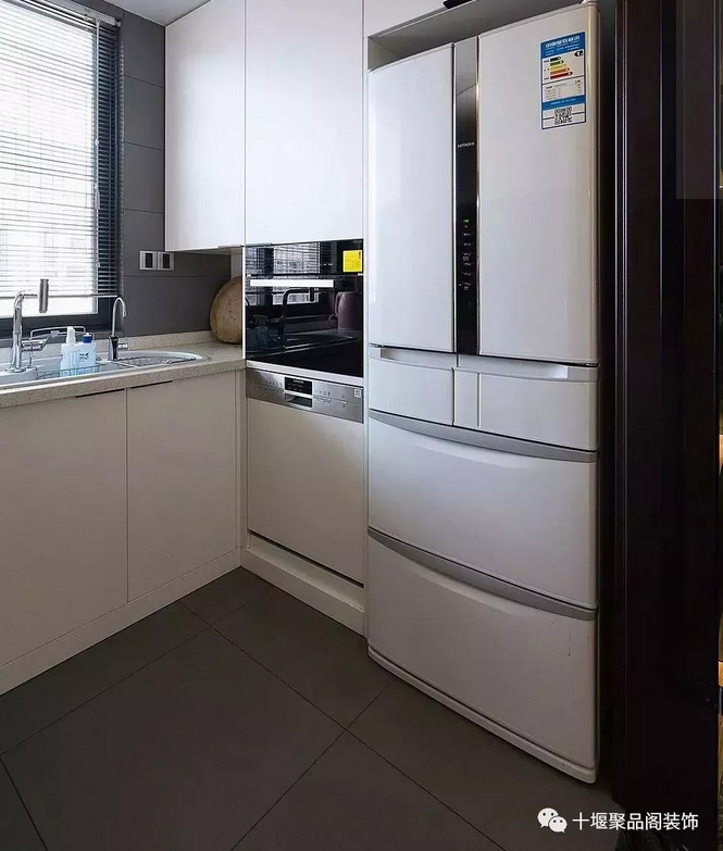 1520663778883700.png blob.png