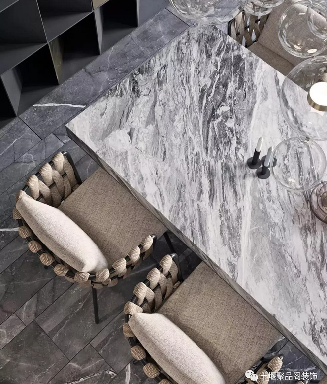 1521790902534067.png blob.png