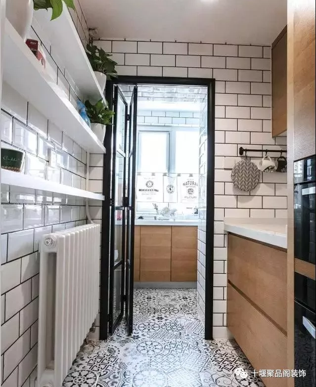 1524036238125665.png blob.png